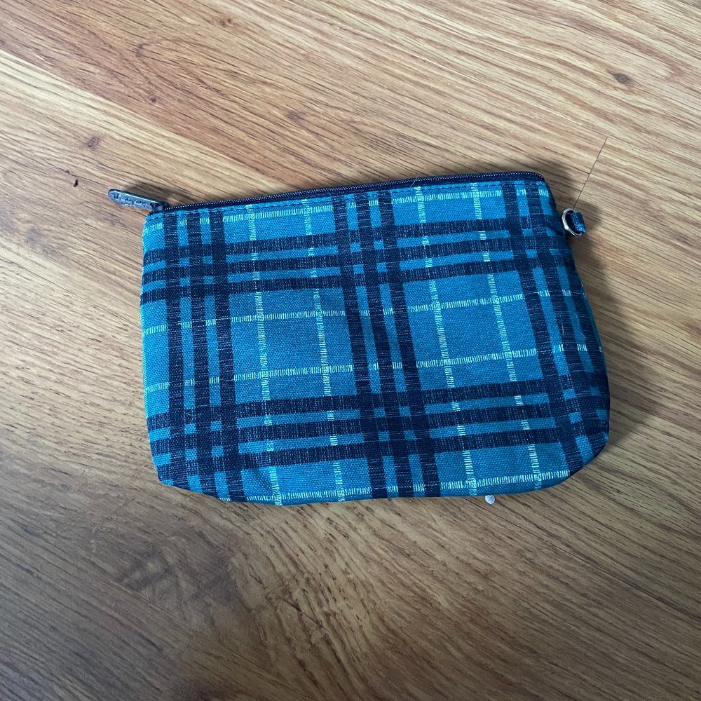 Thirty One Mini Zipper Pouch in Totally Tartan Plaid
